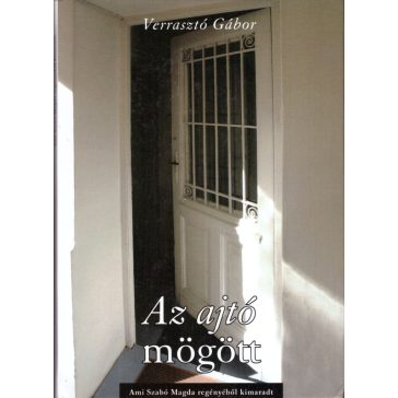 Az ajtó mögött